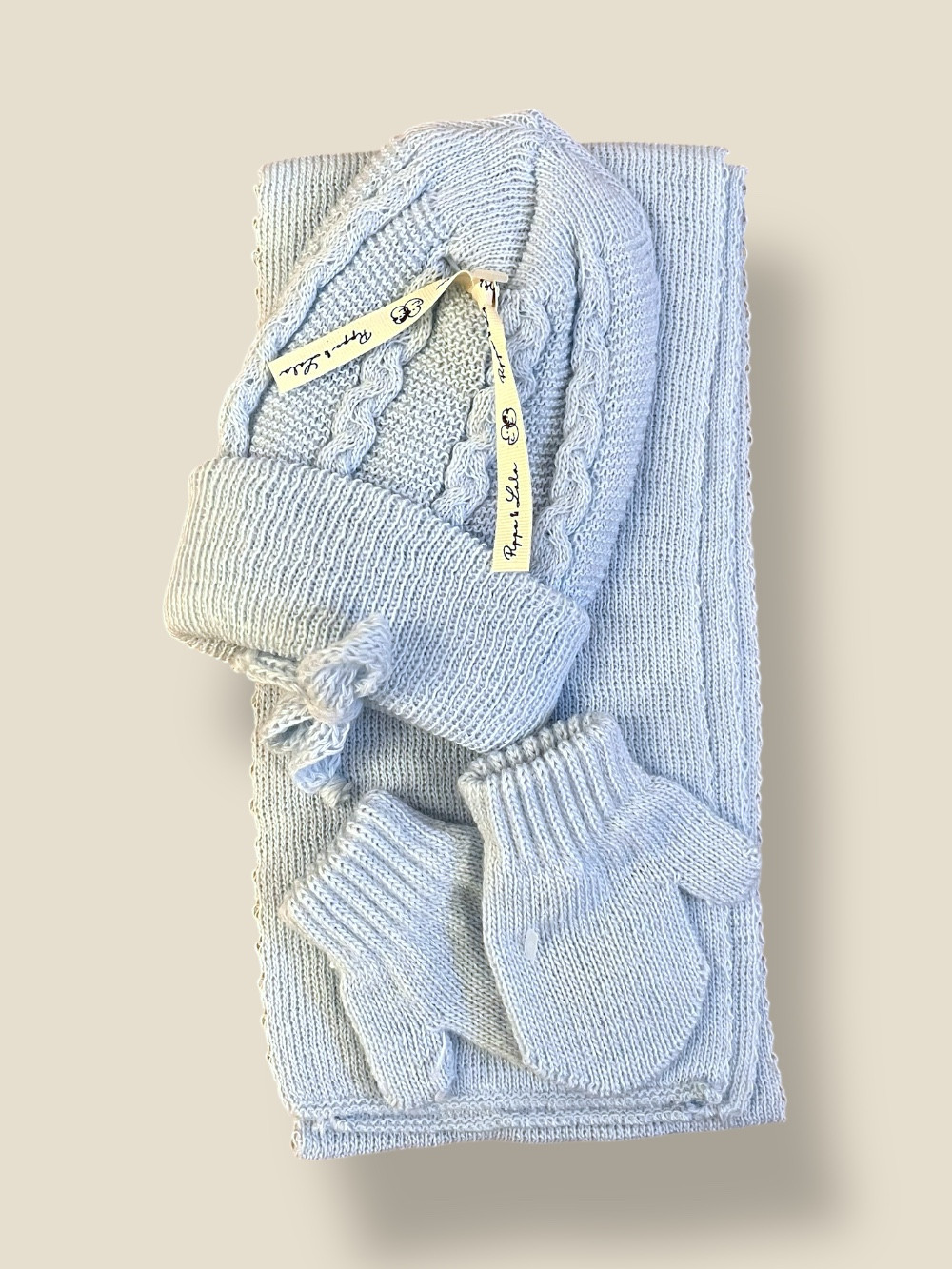 SET CAPPELLINO GUANTINI E SCIARPA AZZURRO