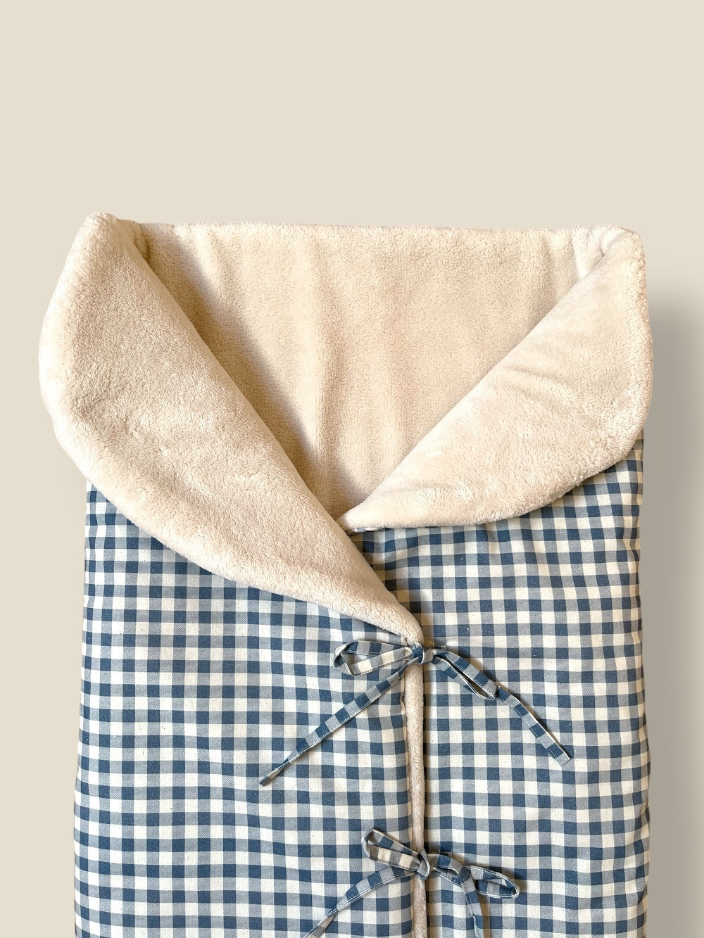 SACO ARRULLO VICHY CELESTE EMPOLVADO Y BEIGE