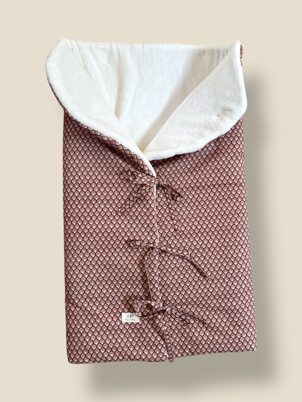 SACO ARRULLO LIBERTY TANIA ROSA EMPOLVADO Y FRESA.