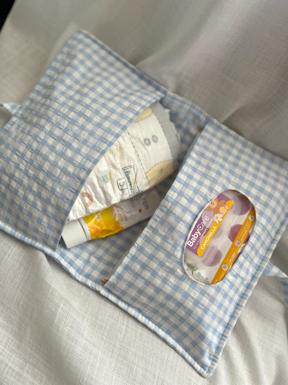 PORTA PAÑALES Y TOALLITAS VICHY CELESTE