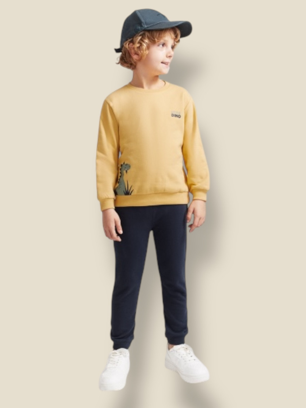 CHANDAL NIÑO MOSTAZA DINO